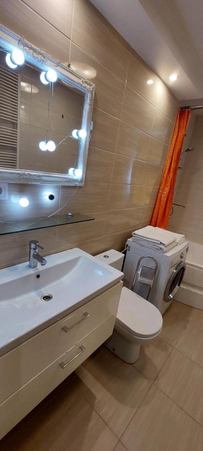 Parkcosylux Two Bedrooms Apart Free Parking Riga Ngoại thất bức ảnh